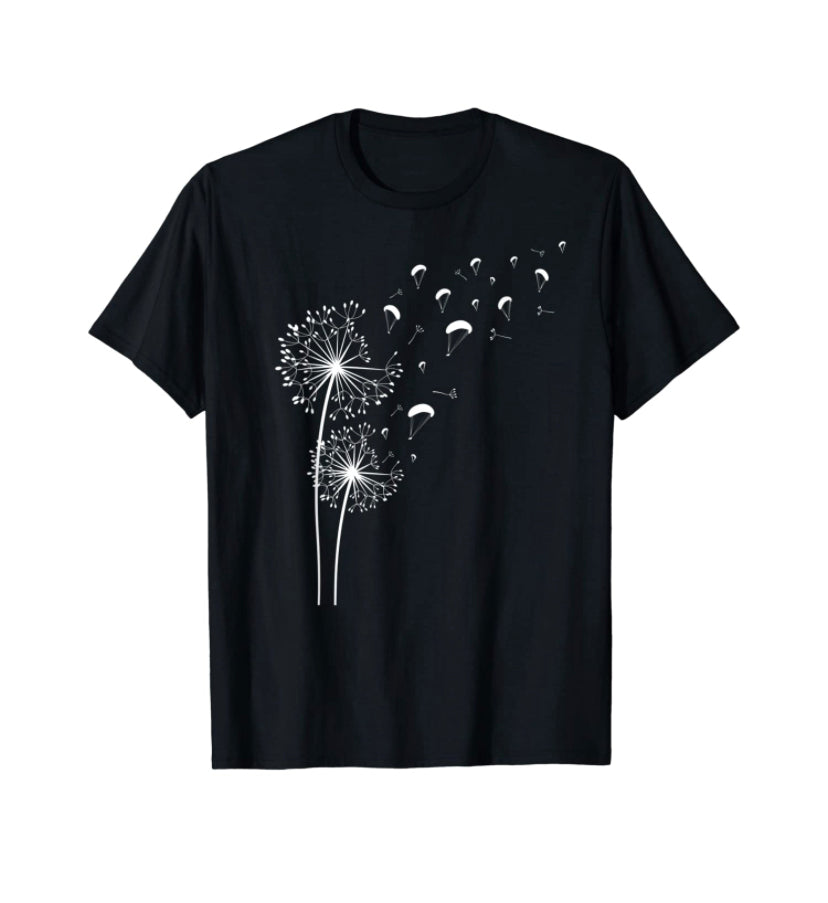 Paragliding T-Shirt Pusteblume mit einem grafischen Löwenzahn-Design, ideal für Gleitschirmflieger, aus 100% Baumwolle, klassischer Schnitt.