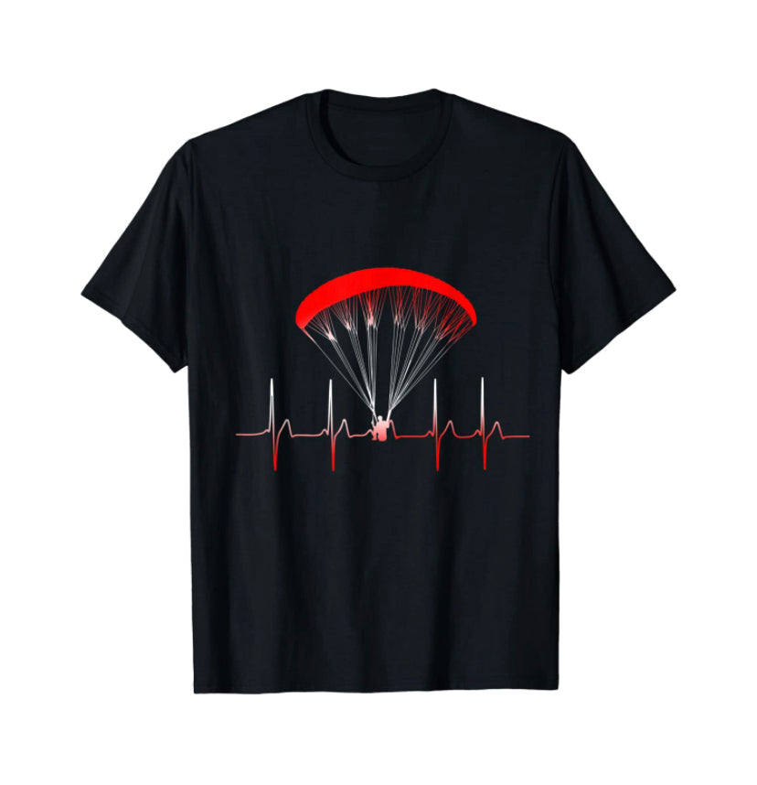 Paragliding T-Shirt Herzlinie mit Grafik eines Mannes, der einen Gleitschirm hält, ideal für Gleitschirmflieger und Fans von Paragliding24.ch.