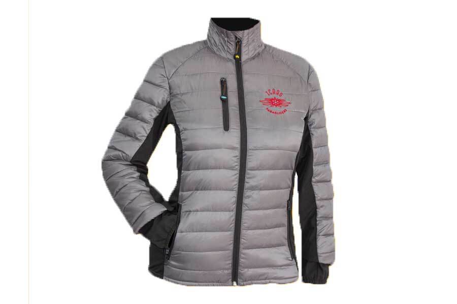 Icaro Team Gleitschirmjacke mit Stepp-Look, ideal zum Gleitschirmfliegen, mit Daunen-Wattierung, Softshell-Einsätzen, mehreren Taschen und Kopfhörerschlaufe.