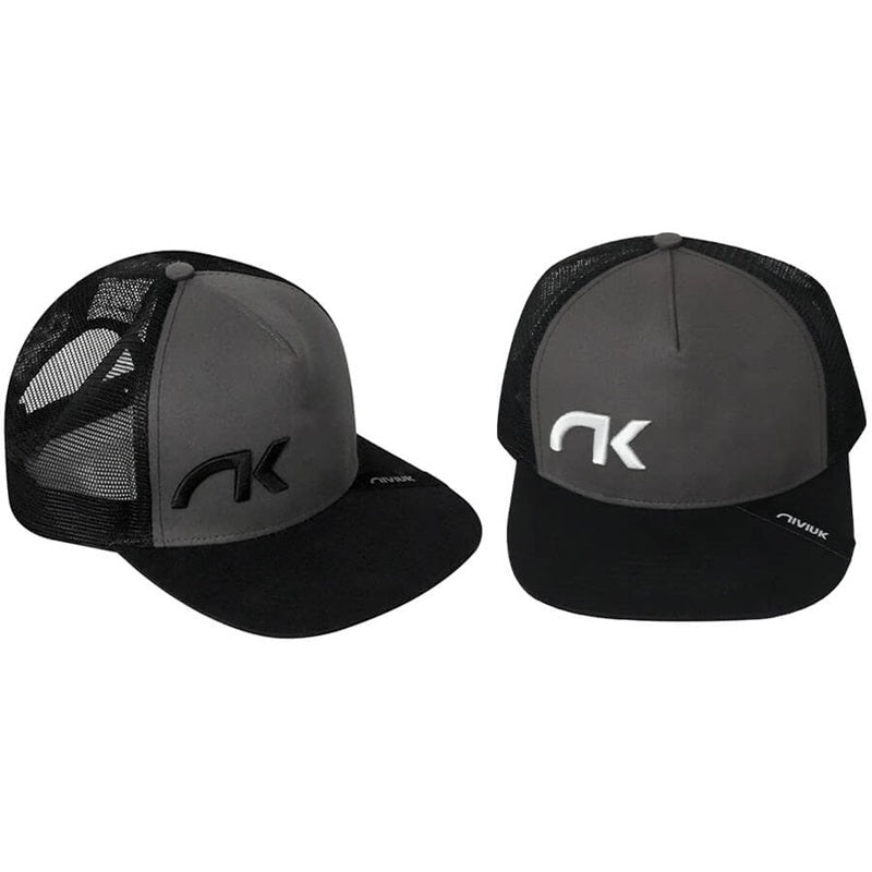 Niviuk Baseball Cap mit NK-Logo, teiloffenem Rücken für Belüftung, leicht und bequem. Perfekt für alle Wetterbedingungen, ideal für Gleitschirmfliegen.