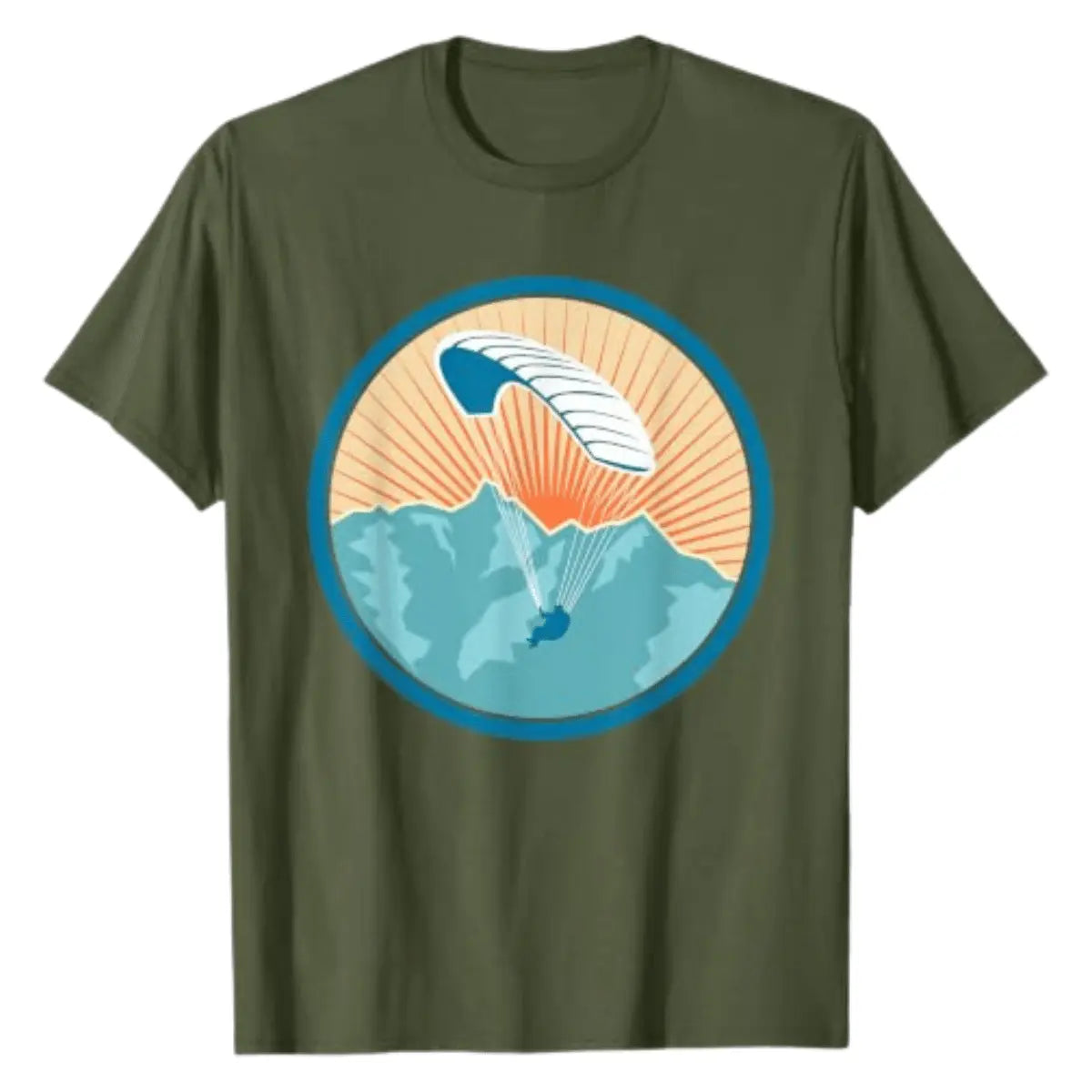 Olivgrünes T-Shirt mit Retro-Vintage-Paragliding-Design, das einen Paraglider über Bergen bei Sonnenaufgang zeigt.