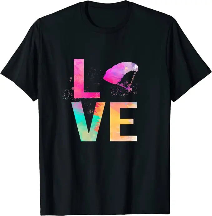 Schwarzes Paragliding T-Shirt Love mit pink-blauem Text und Paraschirm-Design für Gleitschirmflieger, ideal für Piloten und Sportbegeisterte.