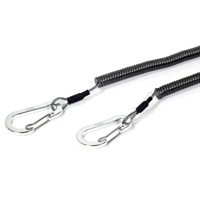 Spiralband mit Karabiner, flexibles Sicherungsband aus kunststoffummanteltem Stahlseil, ideal für Gleitschirmfliegen und Outdoor-Aktivitäten, enthält Aluminium-Karabiner und O-Ring.