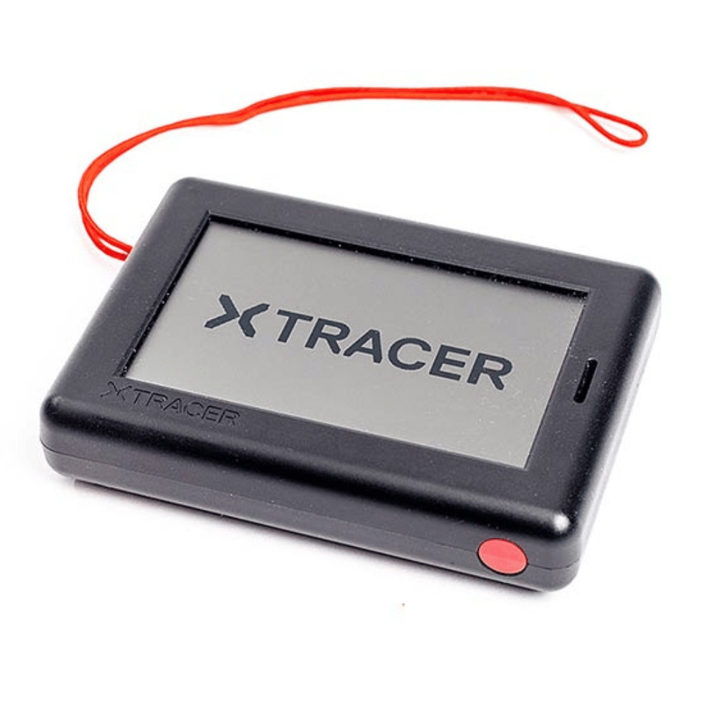 XC Tracer Maxx II: Schwarzes rechteckiges Variometer mit rotem Knopf, ideal für intuitive Thermikflüge. Perfekt für Gleitschirmflieger, erhältlich bei Paragliding24.ch.