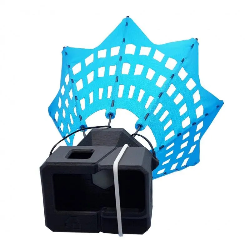 Skybean Chase XC, faltbare Chasecam mit Kameraschutz, kompakt für Transport, ideal für Gleitschirmflieger.