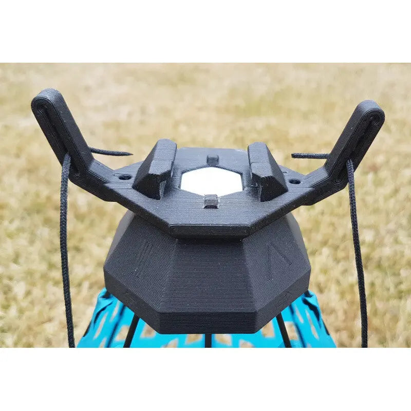 Skybean Chase XC - Faltbare Chase Cam für Gleitschirmflieger, bietet robusten Kameraschutz und einfachen Transport durch innovativen Klappmechanismus. Perfekt für abenteuerliche Flüge.