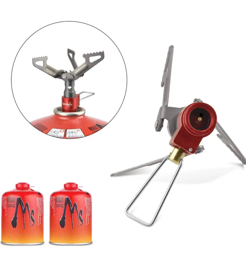 Gaskocher Aufsatz ultraleicht 25g Titan, Nahaufnahme des kompakten, leistungsstarken Titan-Gaskochers mit einstellbarem Feuerregelventil, ideal für effizientes Outdoor-Kochen.
