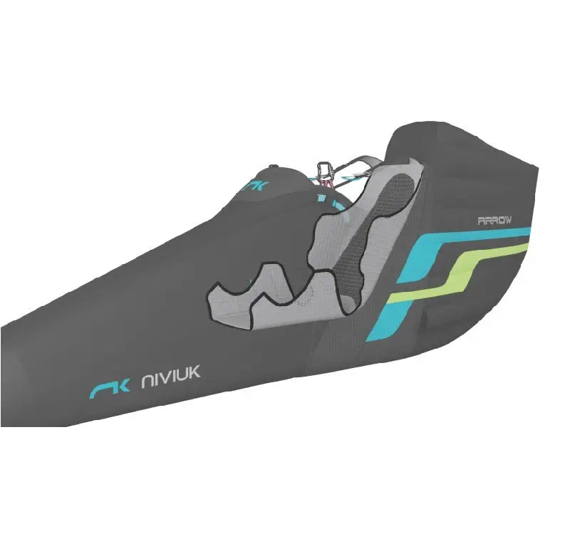 Niviuk Arrow Gurtzeug: Hochleistungs-Gurtzeug für Streckenflüge, optimierte Aerodynamik, integriertes Cockpit und bequeme Passform, ideal für Paragliding-Enthusiasten.