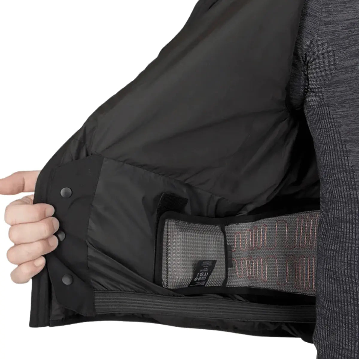 Schwarze, wattierte Heizjacke mit sichtbaren Heizelementen und Knopfleiste, ideal für kalte Tage.