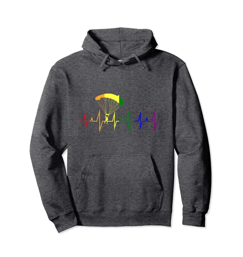 Paragliding Hoodie Herzlinie mit Regenbogen-Fallschirm und Herzschlag, ideal für Gleitschirmflieger. Perfekt für Piloten und Extremsportler, erhältlich bei Paragliding24.ch.