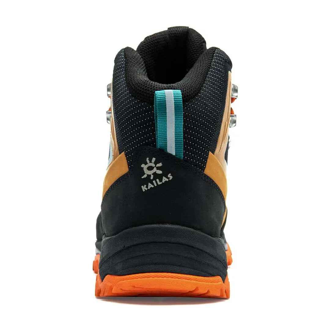 Kailas Viaggio GTX Mid - Herren-Wanderschuh mit robuster Vibram-Sohle, ideal für anspruchsvolles Gelände, zeigt die rutschfeste Sohle und GORE-TEX-Schutz.